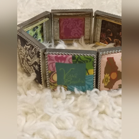 Vera Bradley Multicolor Bracelet - Picture 2 of 13